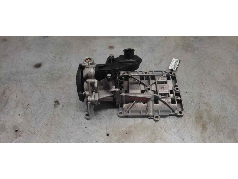 Recambio de bomba aceite para bmw serie 5 berlina (e60) 520d referencia OEM IAM 7798014  