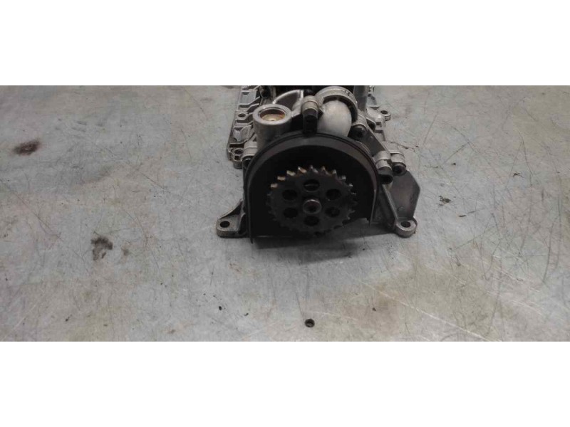 Recambio de bomba aceite para bmw serie 5 berlina (e60) 520d referencia OEM IAM 7798014  