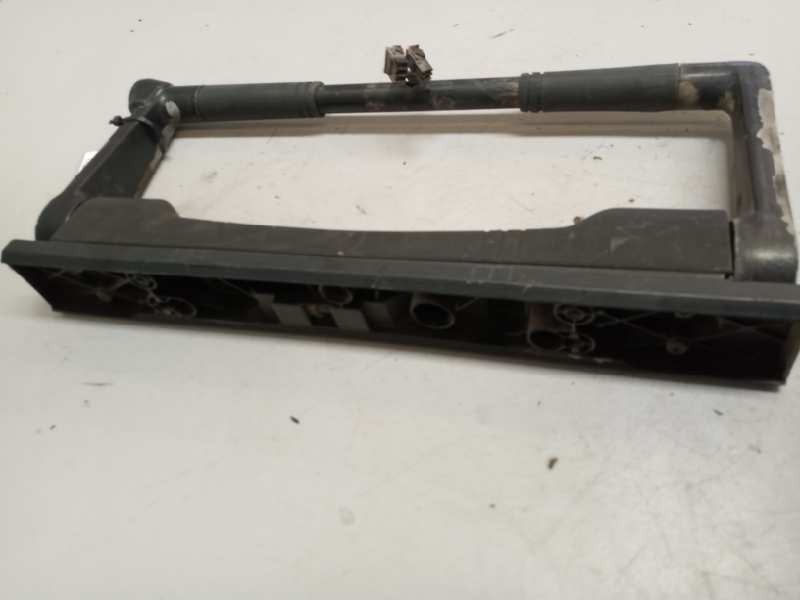 Recambio de brazo retrovisor derecho para renault magnum ab 2005 12.8 diesel referencia OEM IAM   