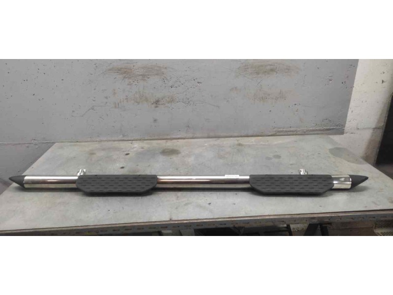 Recambio de estribo derecho para mercedes clase m (w164) 3.0 cdi cat referencia OEM IAM   