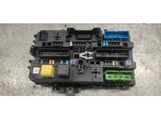Recambio de caja reles / fusibles para opel astra h berlina cosmo referencia OEM IAM 13222173 5DK00866933 
