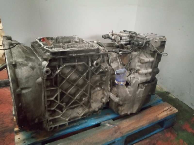 Recambio de caja cambios para volvo trucks b12b referencia OEM IAM VT2412B 3190325 