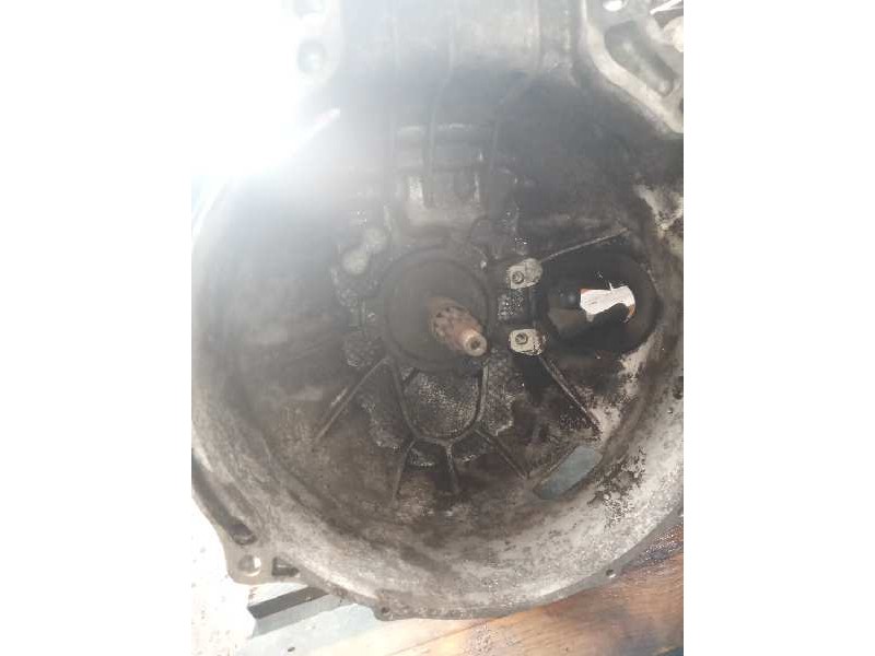 Recambio de caja cambios para iveco daily caja cerrada (1999 =>) referencia OEM IAM 6S300 8870921 9369446