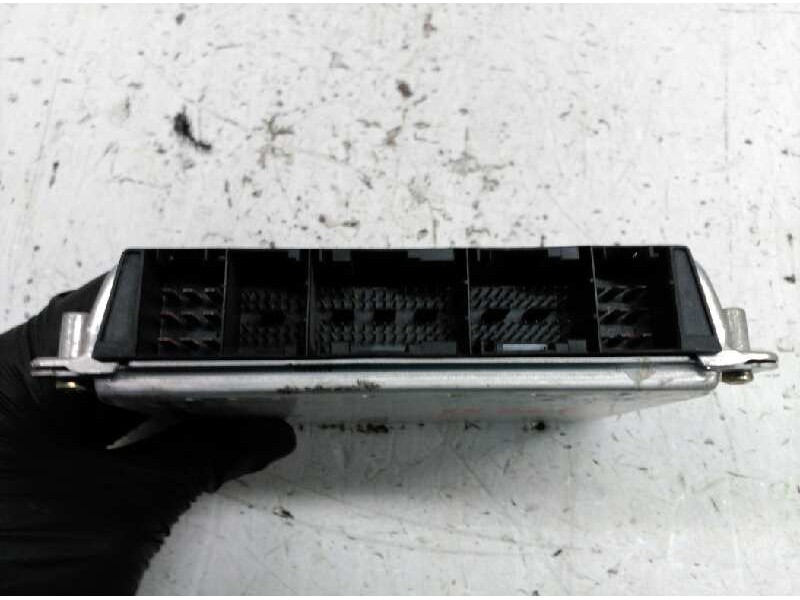 Recambio de centralita motor uce para bmw serie 3 berlina (e46) 320d referencia OEM IAM 0281001445 BOSCH 