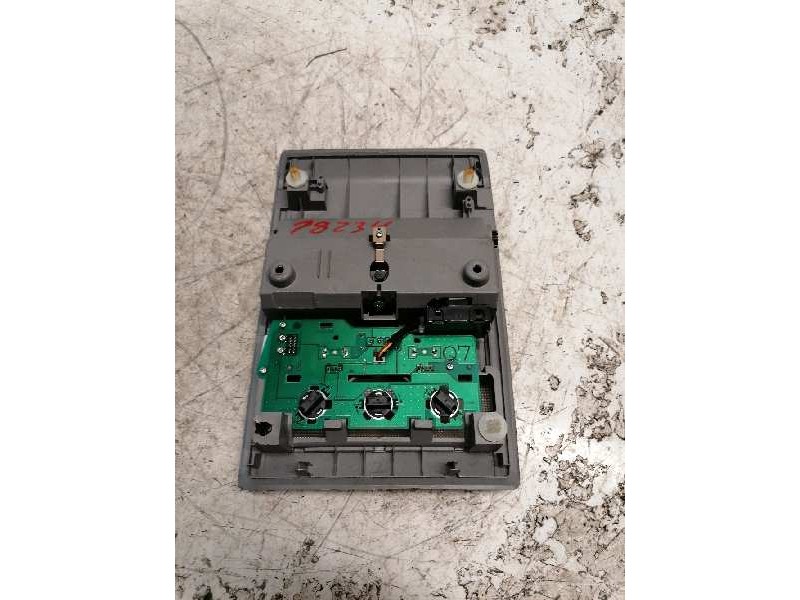 Recambio de luz interior para toyota prius (nhw20) basis referencia OEM IAM 1D111022G DELANTERA 