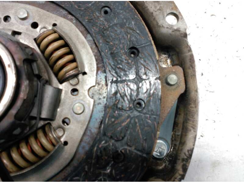 Recambio de kit embrague para toyota corolla verso (r1) 1.8 luna referencia OEM IAM   