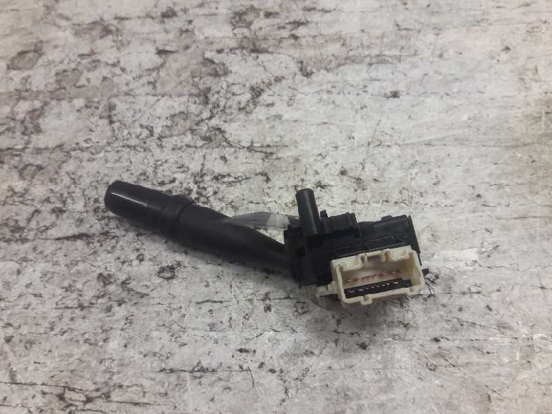 Recambio de mando intermitentes para toyota corolla verso (r1) 1.8 luna referencia OEM IAM 173650  
