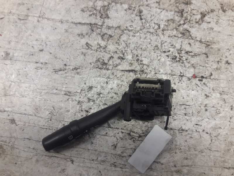 Recambio de mando limpia para toyota corolla verso (r1) 1.8 luna referencia OEM IAM 173654LH  