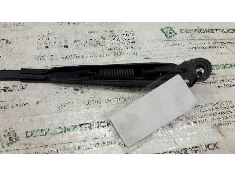 Recambio de brazo limpia trasero para opel corsa b swing referencia OEM IAM 90386317  