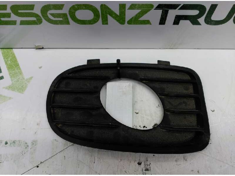 Recambio de tapa antiniebla izquierda para opel astra g berlina club referencia OEM IAM   