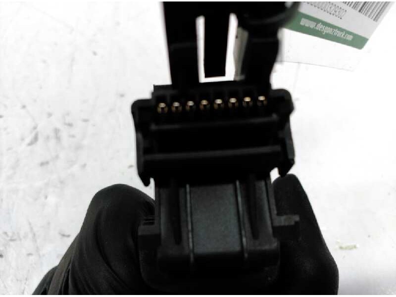 Recambio de mando radio para peugeot 206 cc 1.6 16v cat referencia OEM IAM   