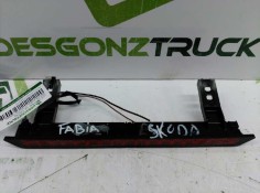 Recambio de luz central de freno para skoda fabia (6y2/6y3) classic referencia OEM IAM    2