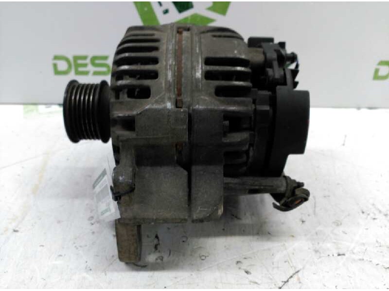 Recambio de alternador para seat altea (5p1) arena referencia OEM IAM 037903025G 70A 