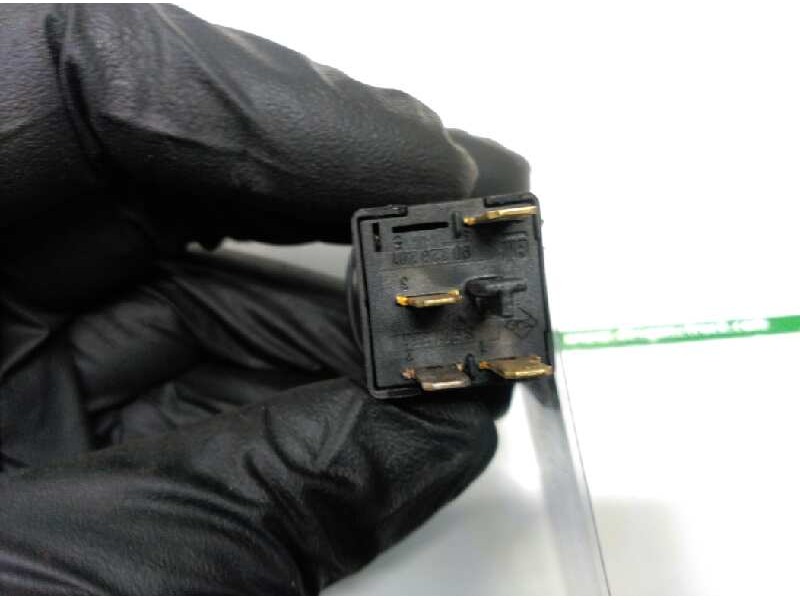 Recambio de boton antiniebla para opel astra f berlina california referencia OEM IAM   