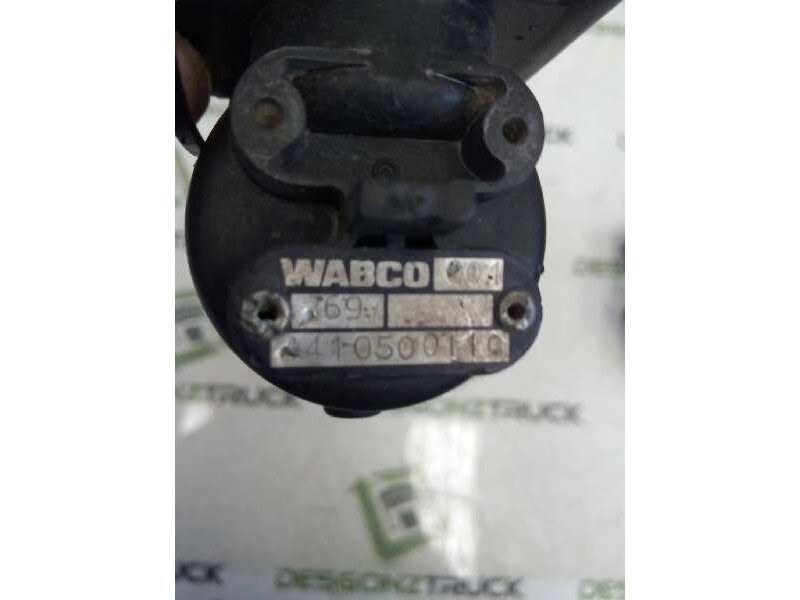 Recambio de valvula aire para renault trucks magnum ae 430.18 (430cv) referencia OEM IAM 4410500110 2697 ELECTRO VALVULA