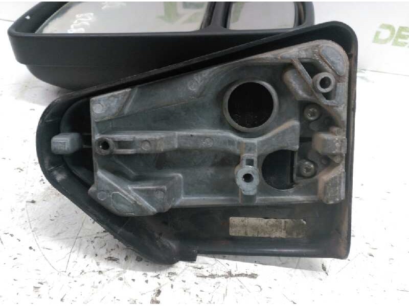 Recambio de retrovisor derecho para renault trafic (desde 5.89) t 1100 referencia OEM IAM   
