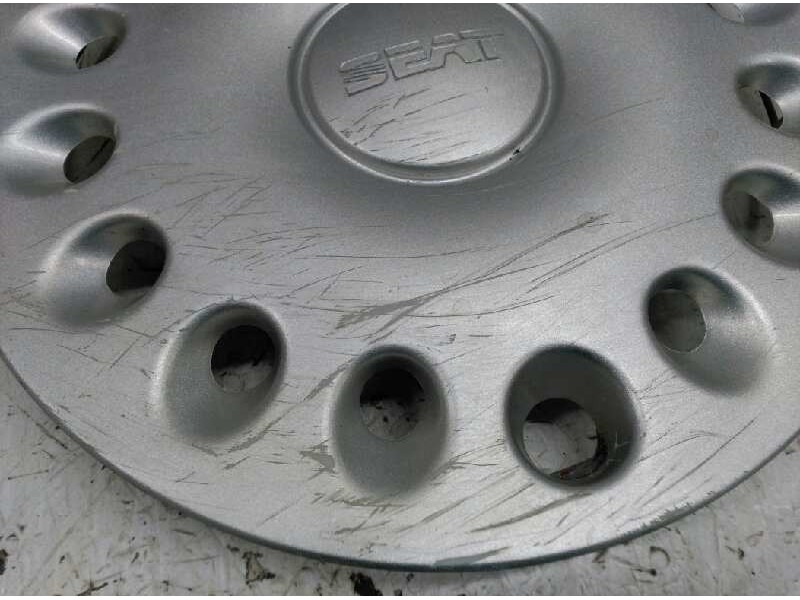 Recambio de tapacubos para seat ibiza (6k) cl referencia OEM IAM 6K0601147B 13´´ 