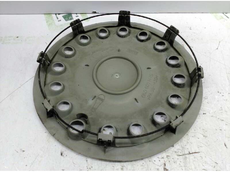 Recambio de tapacubos para seat ibiza (6k) cl referencia OEM IAM 6K0601147B 13´´ 