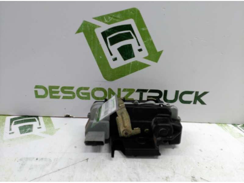 Recambio de cerradura puerta trasera izquierda para citroen xsara picasso 2.0 hdi referencia OEM IAM 913778  