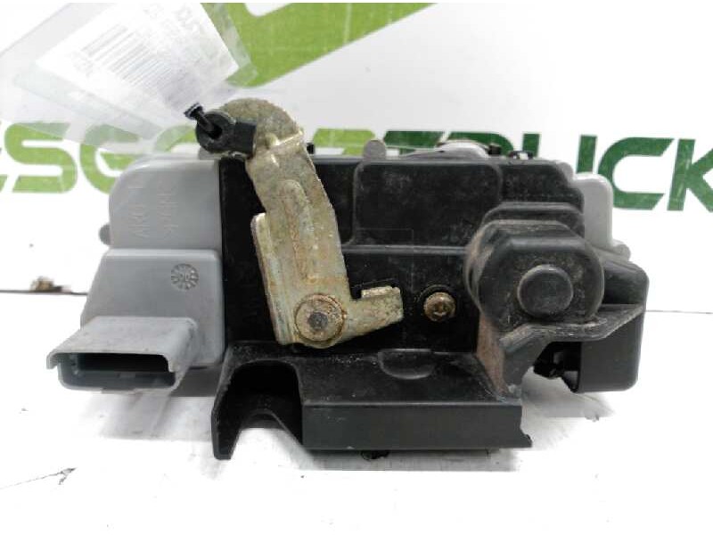 Recambio de cerradura puerta trasera izquierda para citroen xsara picasso 2.0 hdi referencia OEM IAM 913778  