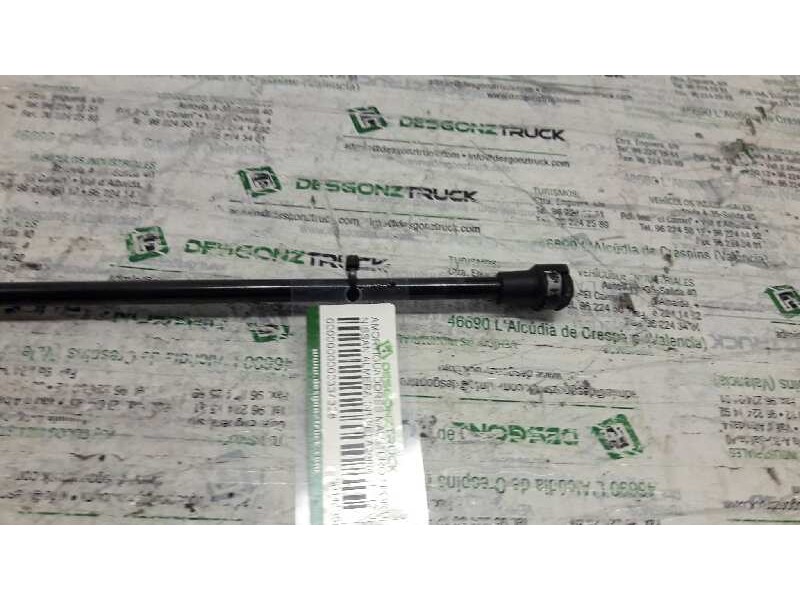 Recambio de amortiguadores maletero / porton para nissan almera (n16/e) acenta referencia OEM IAM 601113538 530N 