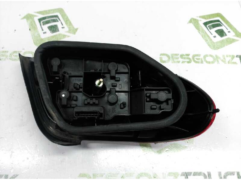 Recambio de piloto trasero derecho para citroen xsara berlina 1.6 seduction referencia OEM IAM   
