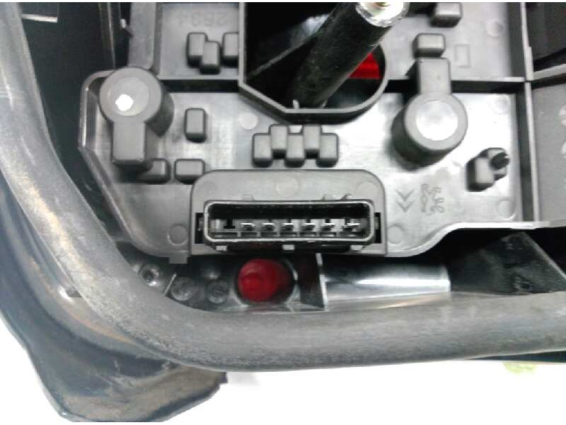 Recambio de piloto trasero derecho para citroen xsara berlina 1.6 seduction referencia OEM IAM   