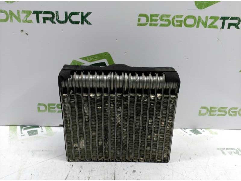 Recambio de radiador calefaccion / aire acondicionado para volkswagen polo berlina (6n2) 1.9 sdi referencia OEM IAM   