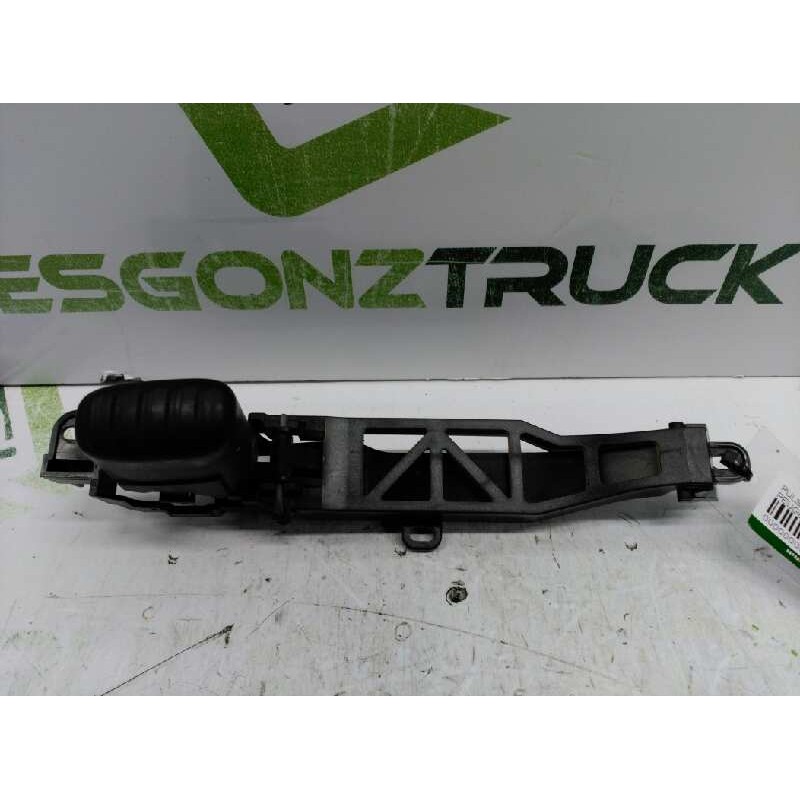 Recambio de pulsador puerta corredera izquierda para peugeot partner (s2) combi plus referencia OEM IAM   