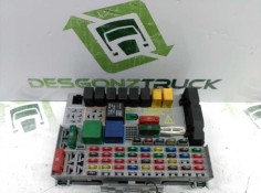 Recambio de caja reles / fusibles para opel zafira a blue line referencia OEM IAM   