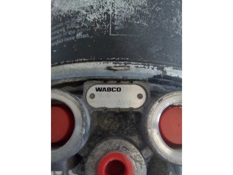Recambio de valvula aire para mercedes trucks atego 814 (136cv) referencia OEM IAM 4324102000 0905 VALVULA SECADORA