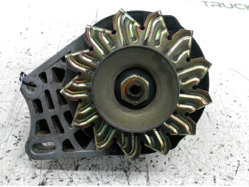 Recambio de alternador para seat terra furgoneta referencia OEM IAM 63320002 45A MAGNETI MARELLI