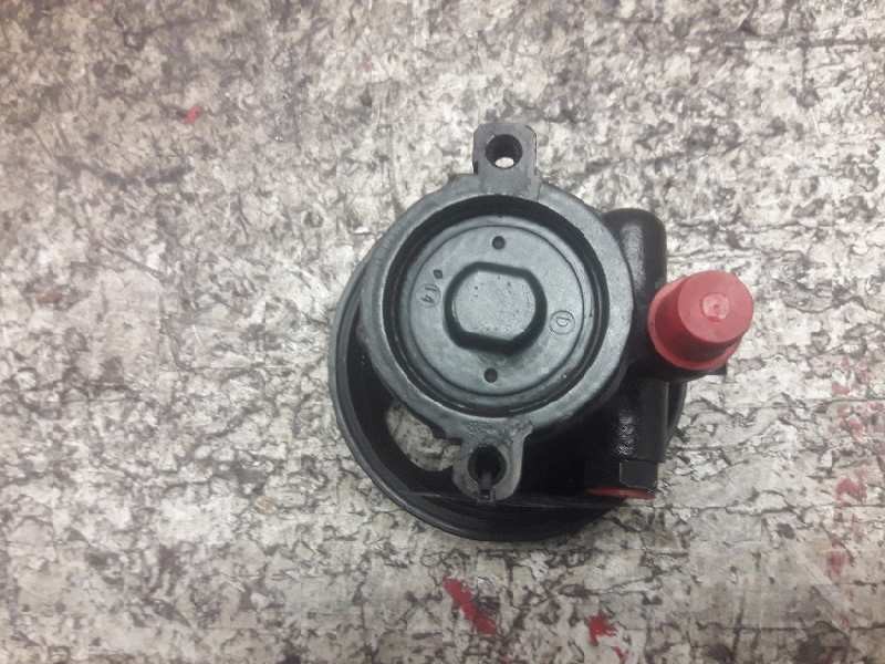 Recambio de bomba servodireccion para volvo serie 460 2.0i referencia OEM IAM 26016947  