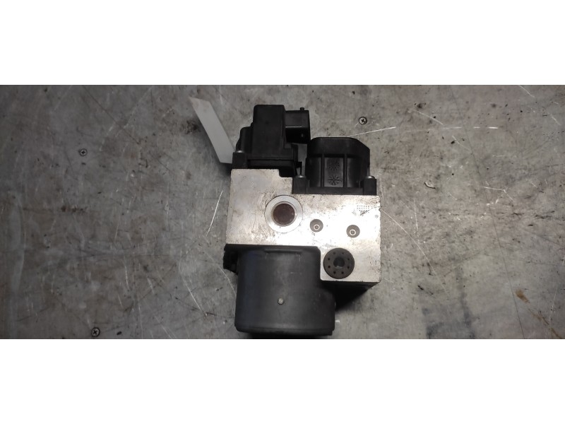 Recambio de abs para citroën xsara berlina 2.0 hdi exclusive (80kw) referencia OEM IAM 9636084480 BOSCH 