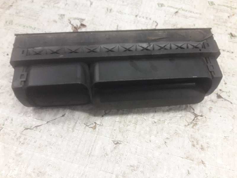 Recambio de difusor calefaccion para audi a4 avant (b5) 1.8 20v turbo referencia OEM IAM 8D0820951  