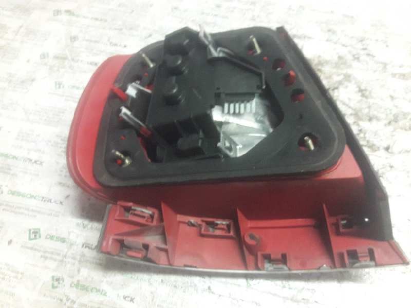 Recambio de piloto trasero derecho para audi a4 berlina (b5) referencia OEM IAM   