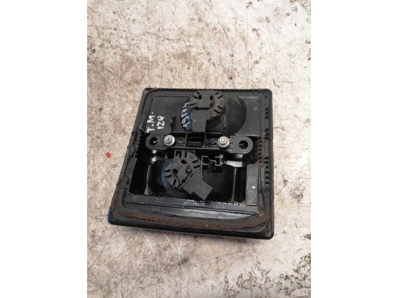 Recambio de piloto trasero izquierdo interior para audi 100 berlina (443) básico referencia OEM IAM   