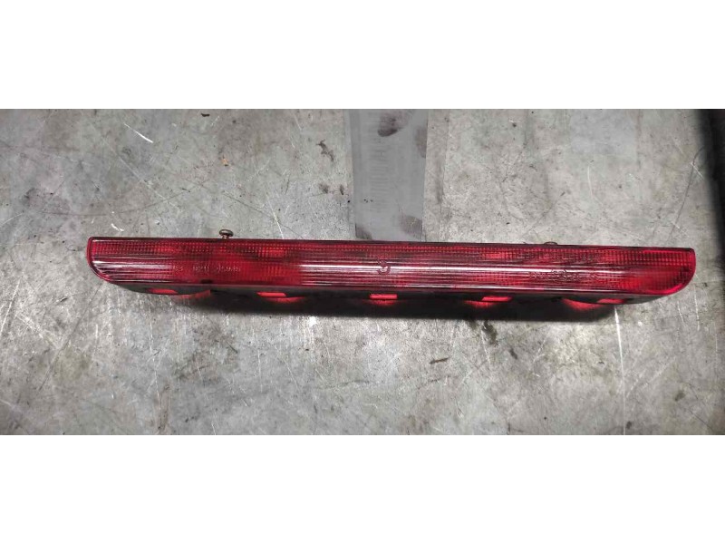 Recambio de luz central de freno para citroën xsara picasso 1.8 16v referencia OEM IAM   