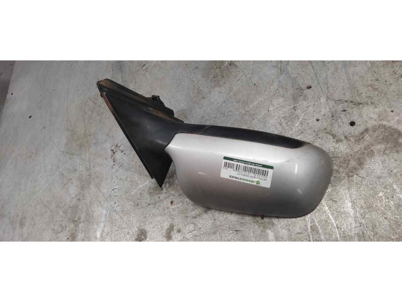 Recambio de retrovisor derecho para audi a3 (8l) 1.9 tdi ambiente referencia OEM IAM   5 PINS