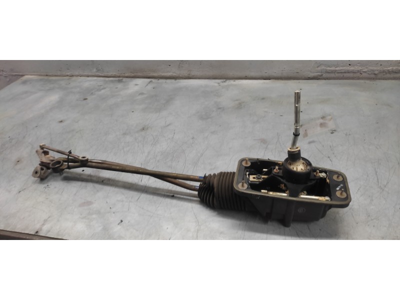 Recambio de palanca cambio para audi a4 berlina (8e) 1.9 tdi (96kw) referencia OEM IAM   
