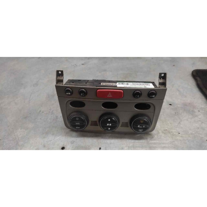 Recambio de mando climatizador para alfa romeo 147 (190) 1.6 t.spark distinctive referencia OEM IAM 07353309240  