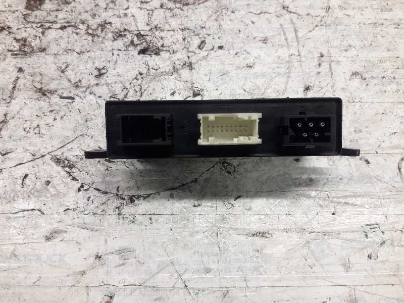 Recambio de modulo electronico para bmw serie 5 berlina (e39) 520d referencia OEM IAM 613569042559 689667080001 