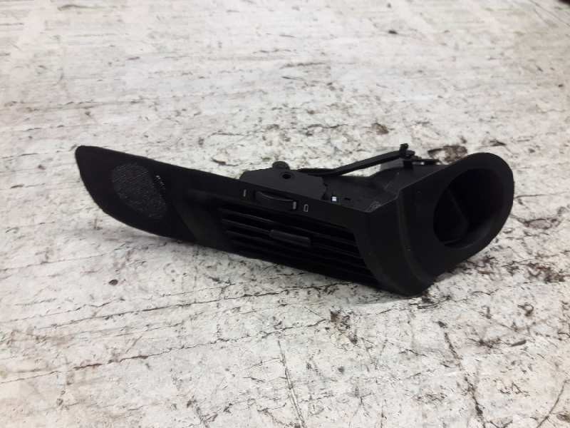 Recambio de guarnecido puerta delantera derecha para bmw serie 5 berlina (e39) 520d referencia OEM IAM 8391174  