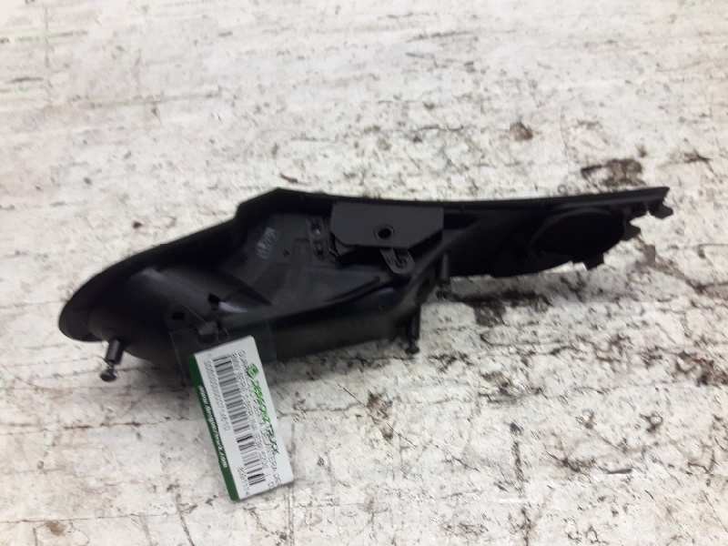 Recambio de guarnecido puerta delantera derecha para bmw serie 5 berlina (e39) 520d referencia OEM IAM 8391174  