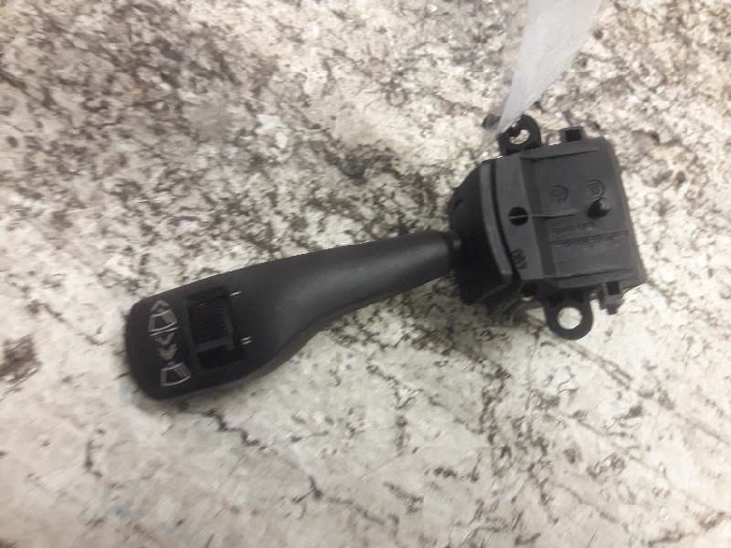 Recambio de mando limpia para bmw serie 3 berlina (e46) 320d referencia OEM IAM 8363664I 01204000 6 PINS