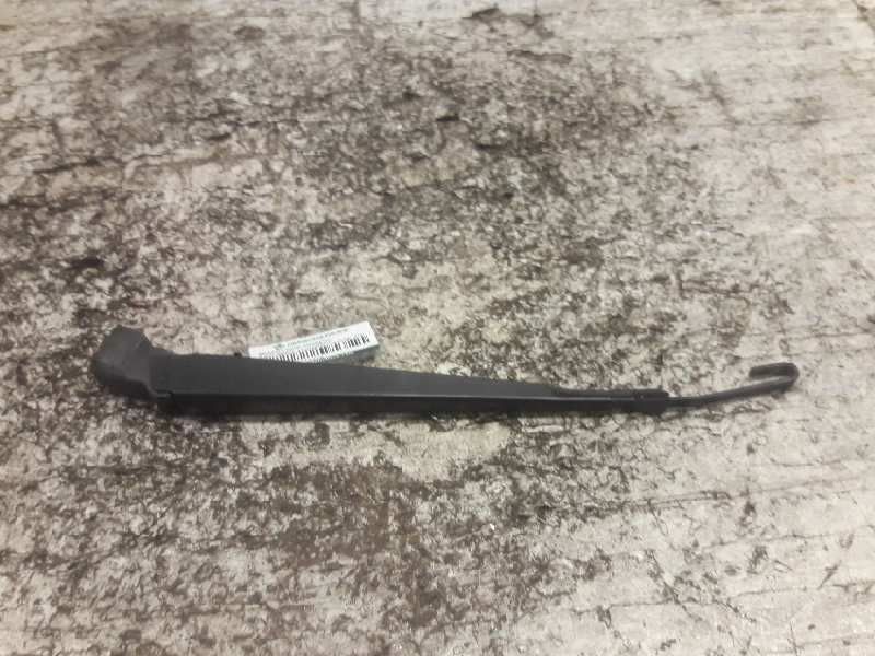 Recambio de brazo limpia trasero para bmw serie 3 compacto (e36) 316i referencia OEM IAM   