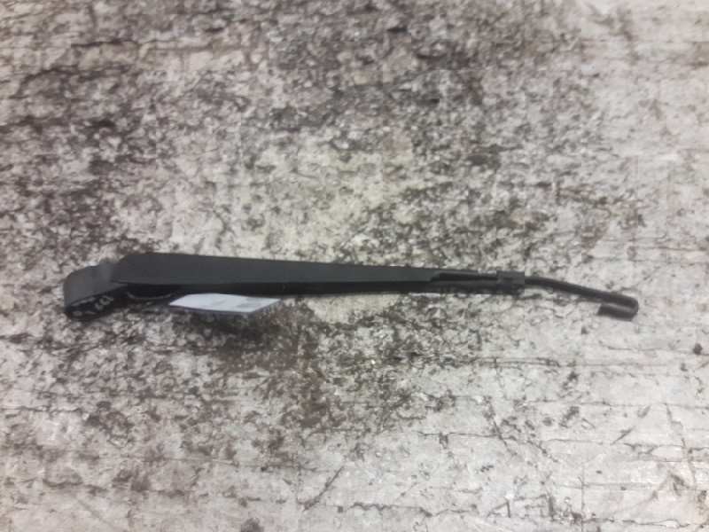 Recambio de brazo limpia trasero para bmw serie 3 compacto (e36) 316i referencia OEM IAM   