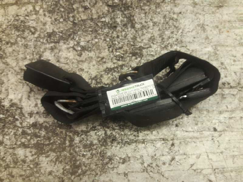 Recambio de enganche de cinturon trasero central para bmw serie 3 berlina (e46) 320d referencia OEM IAM 822303814110  