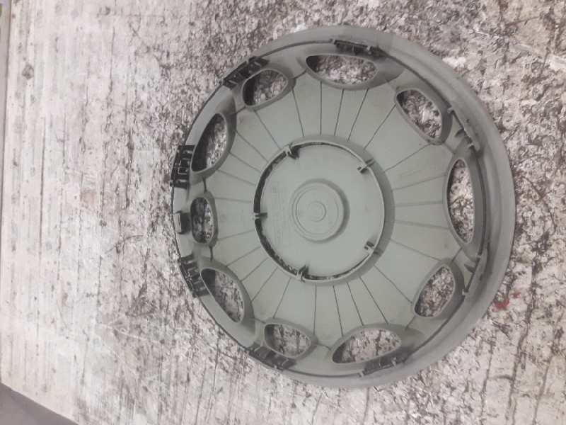 Recambio de tapacubos para bmw serie 3 berlina (e36) 318i referencia OEM IAM 36131180104 15´´ 