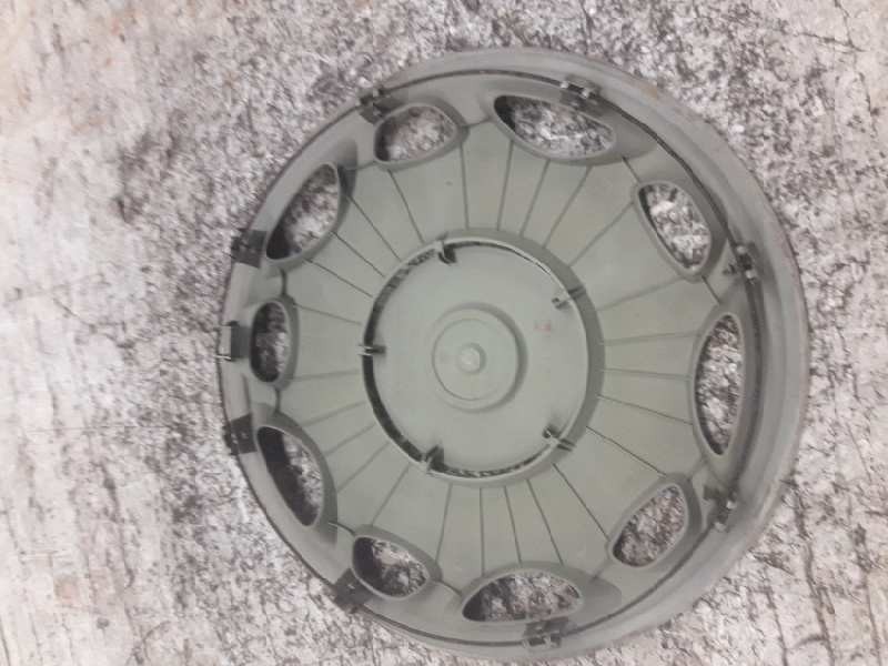 Recambio de tapacubos para bmw serie 3 berlina (e36) 318i referencia OEM IAM 36131180104 15´´ 